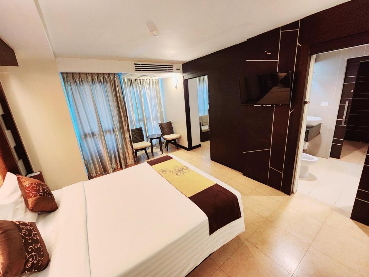 Sky Dome Resotel - โรงแรมสกายโดม รีโซเทล Μπανγκόκ Εξωτερικό φωτογραφία