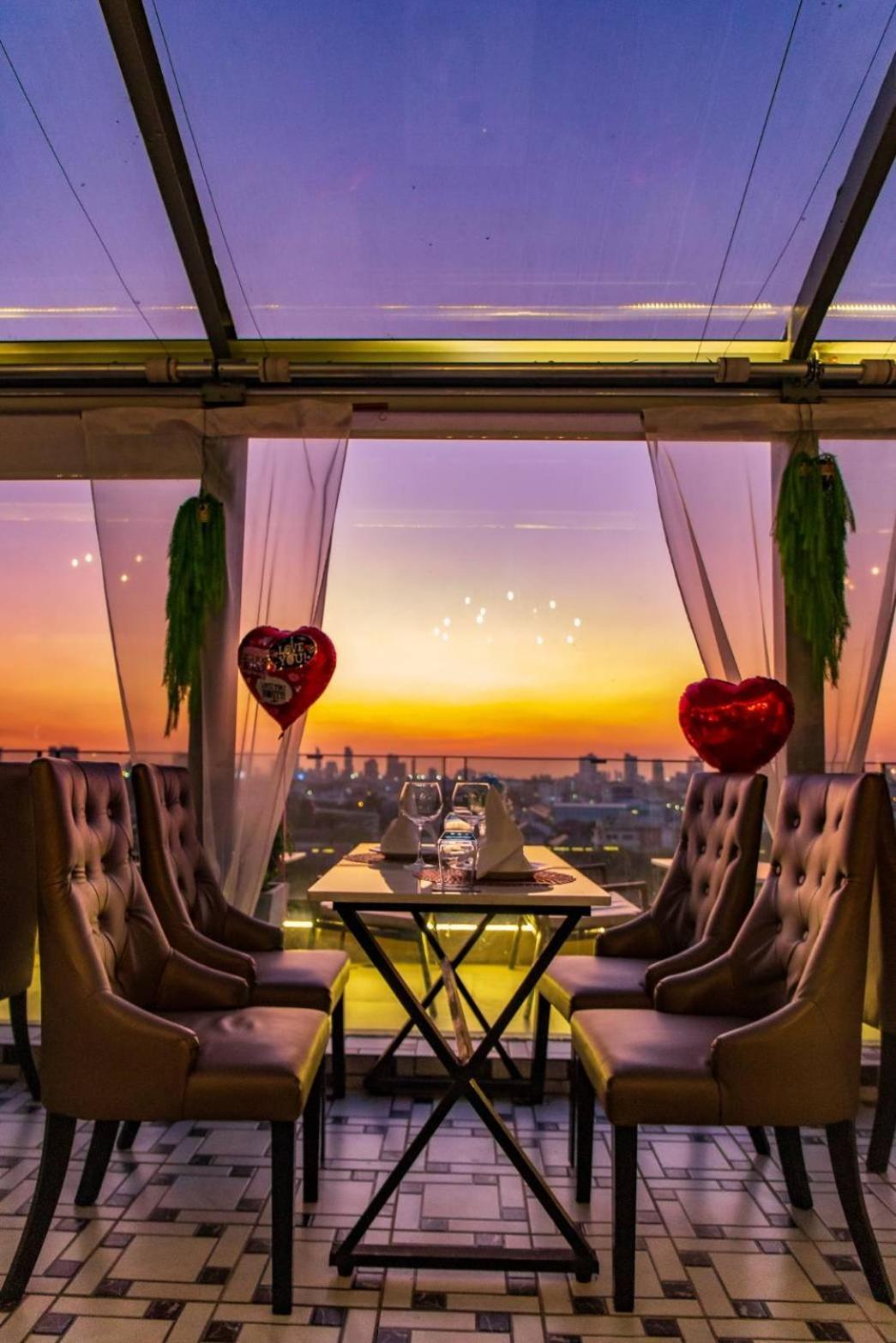 Sky Dome Resotel - โรงแรมสกายโดม รีโซเทล Μπανγκόκ Εξωτερικό φωτογραφία