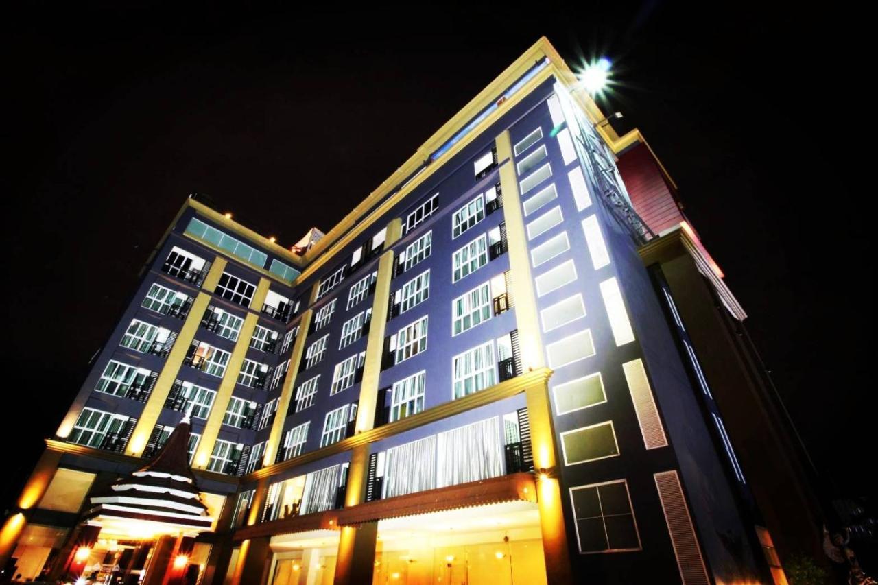 Sky Dome Resotel - โรงแรมสกายโดม รีโซเทล Μπανγκόκ Εξωτερικό φωτογραφία