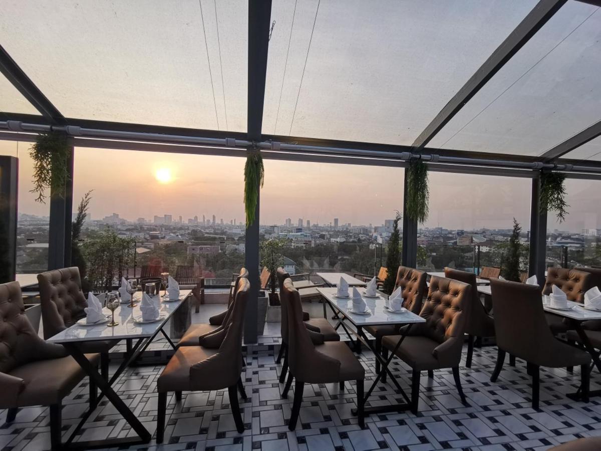 Sky Dome Resotel - โรงแรมสกายโดม รีโซเทล Μπανγκόκ Εξωτερικό φωτογραφία
